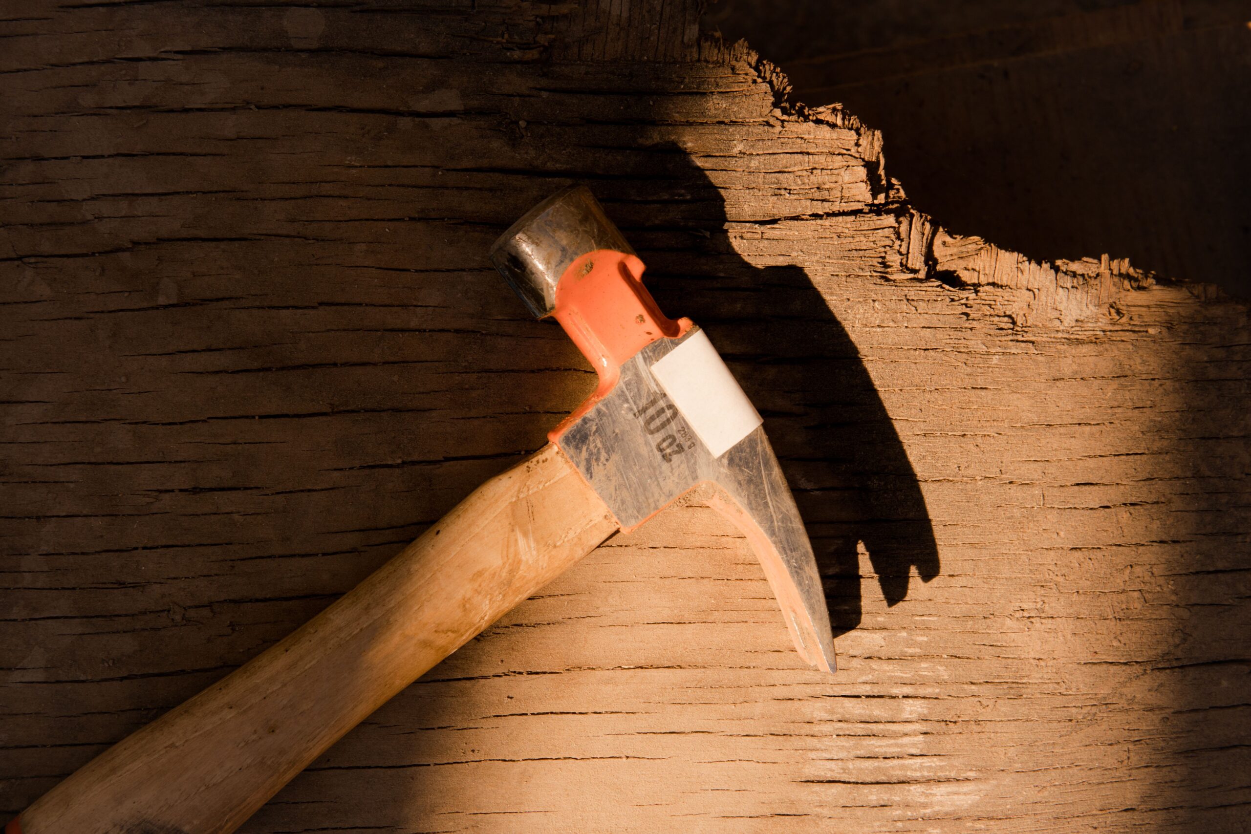 Reparando suelo laminado de madera
